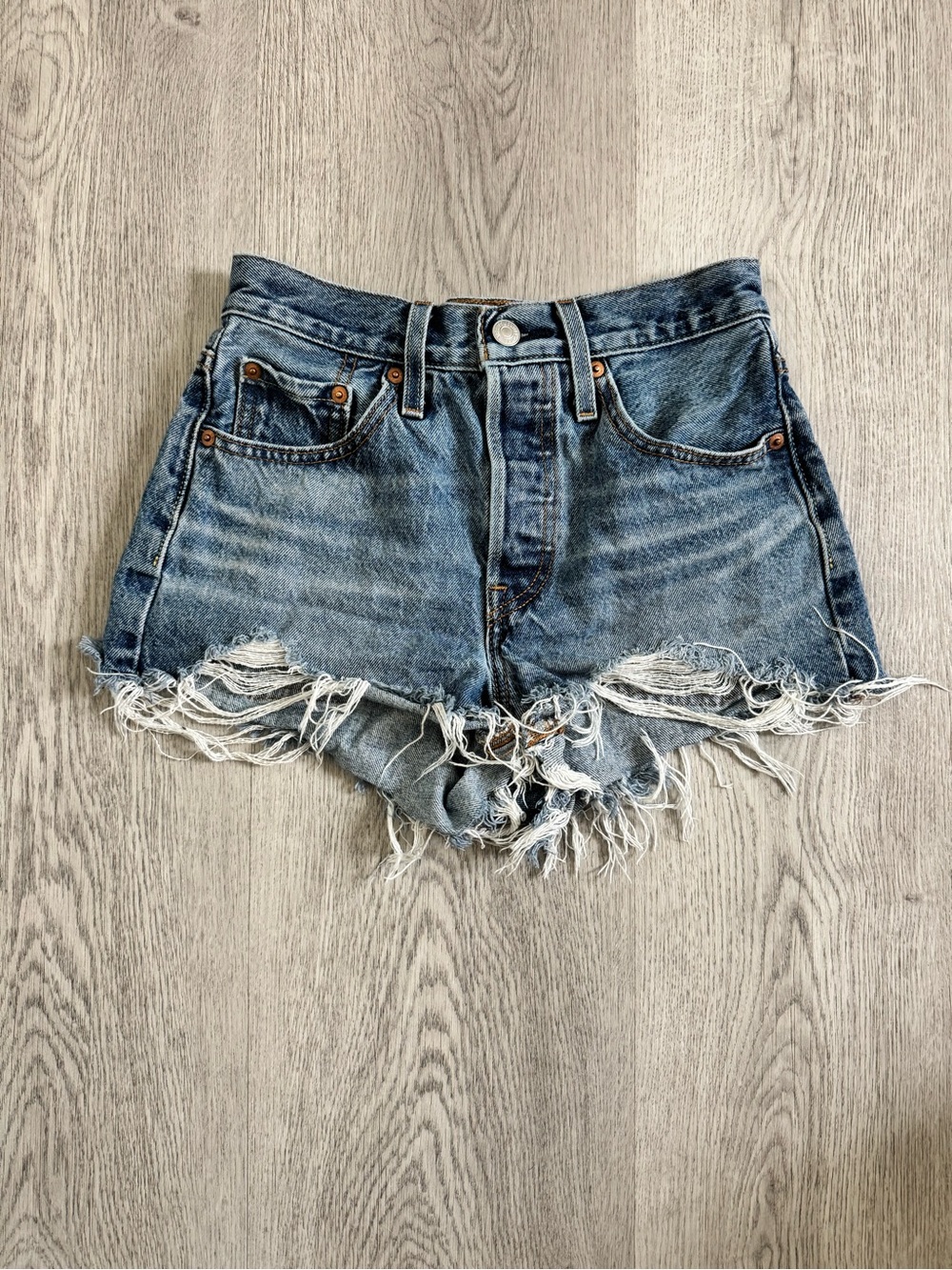 Levi’s Frayed Hem High-Rise Denim Jean Shorts - Blue